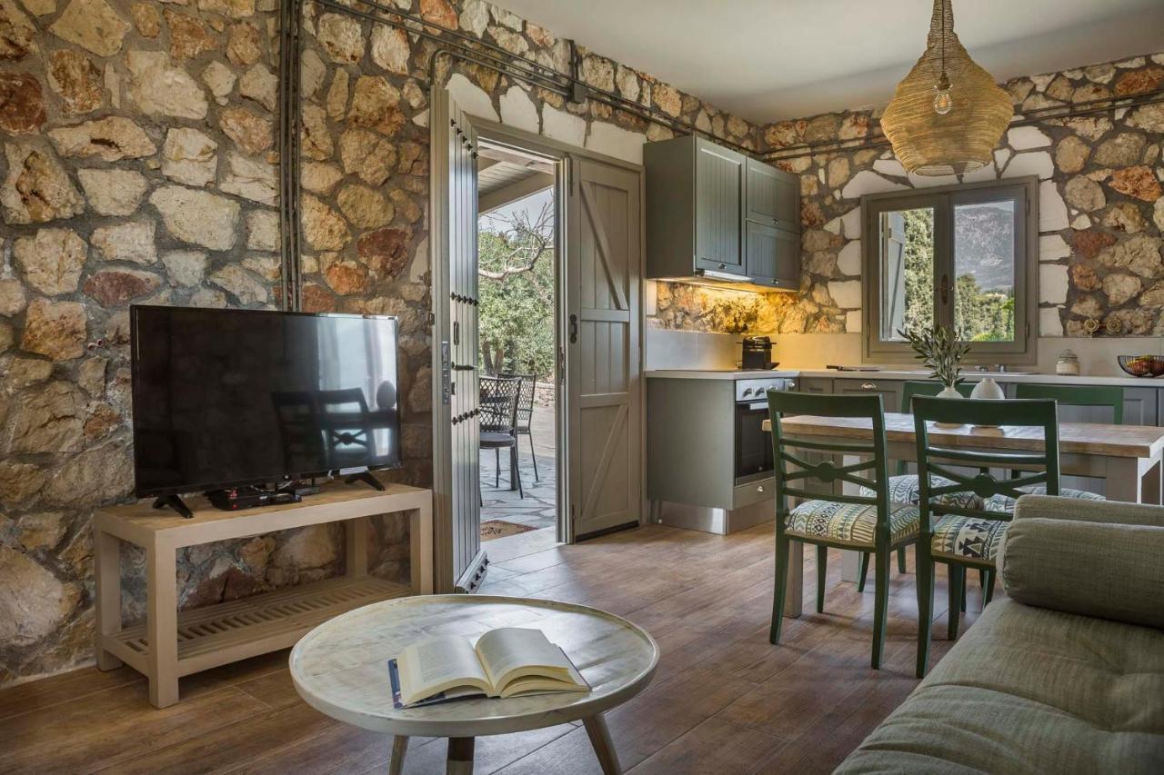 Ploes Luxury Cottages Pesádha Exterior foto